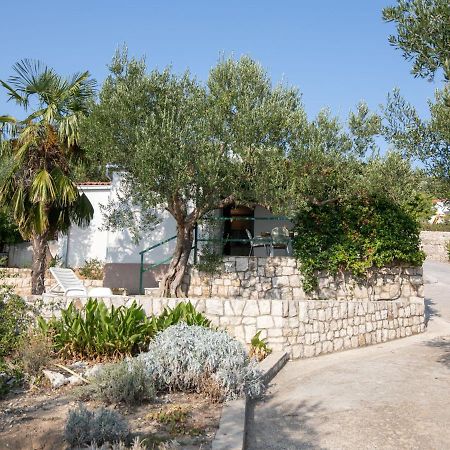 Holiday Home Dubra By Interhome Komarna Extérieur photo