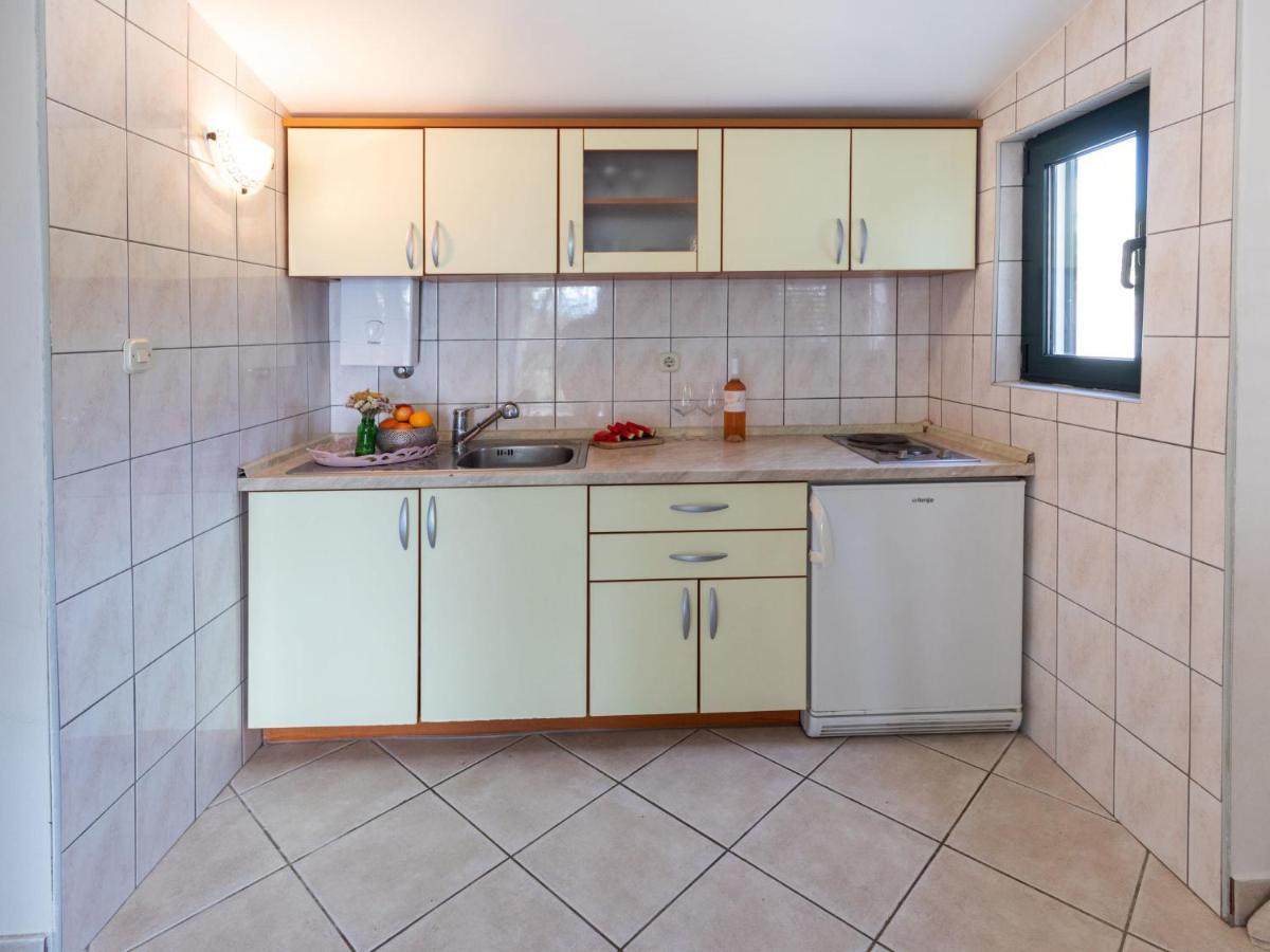 Holiday Home Dubra By Interhome Komarna Extérieur photo